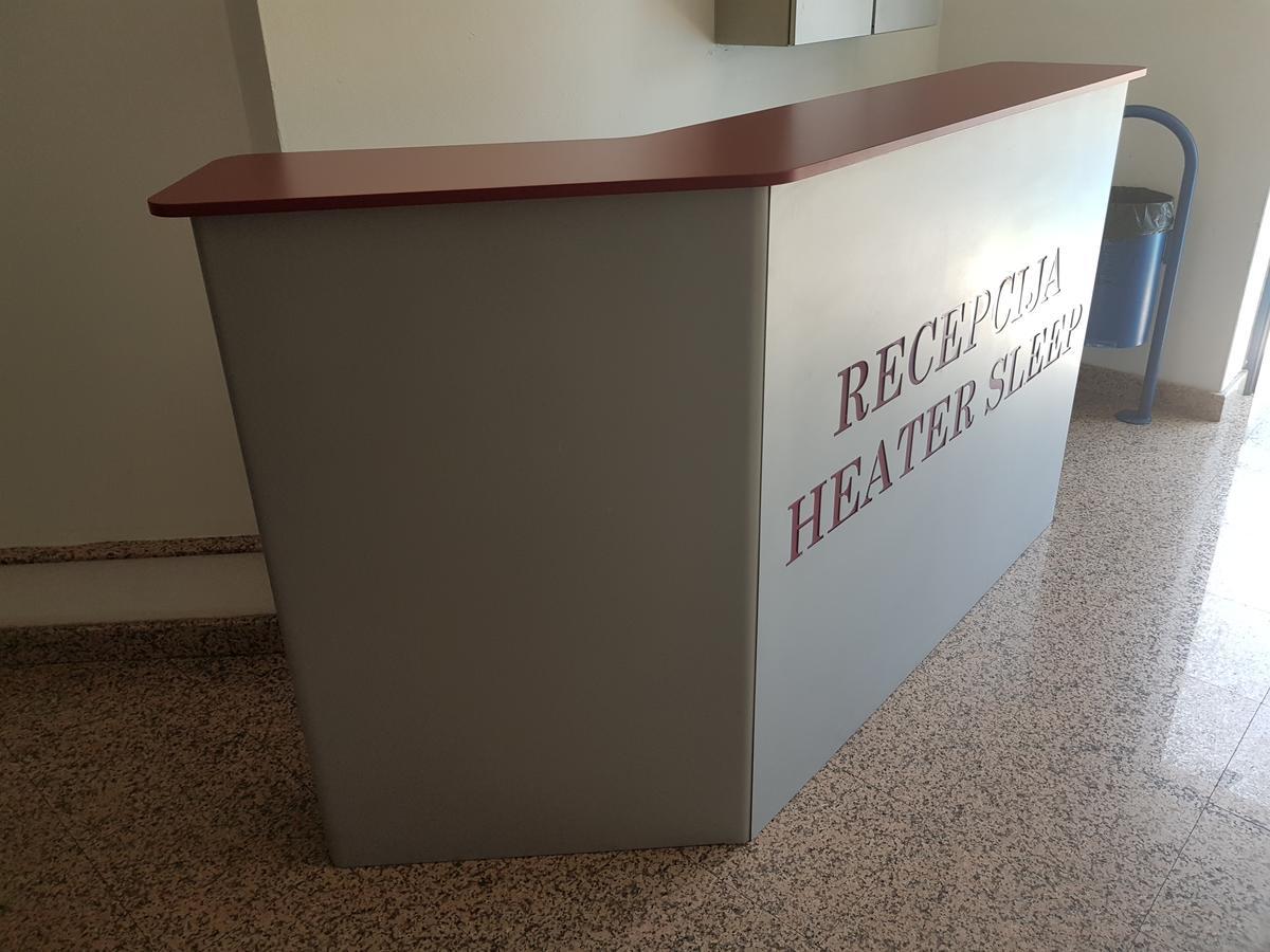 Heater Sleep Nis Ostello Esterno foto